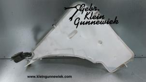 Used Front windscreen washer reservoir BMW 4-Serie Price € 25,00 Margin scheme offered by Gebr.Klein Gunnewiek Ho.BV