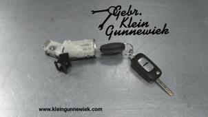 Gebrauchte Zündschloss + Schlüssel Renault Master Preis € 60,00 Margenregelung angeboten von Gebr.Klein Gunnewiek Ho.BV