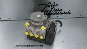 Used ABS pump Ford Tourneo Courier Price € 225,00 Margin scheme offered by Gebr.Klein Gunnewiek Ho.BV