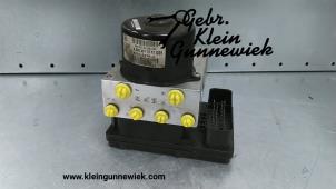 Used ABS pump Mercedes C-Klasse Price € 35,00 Margin scheme offered by Gebr.Klein Gunnewiek Ho.BV