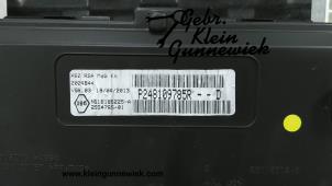 Gebrauchte Instrumentenbrett Renault Master Preis € 115,00 Margenregelung angeboten von Gebr.Klein Gunnewiek Ho.BV