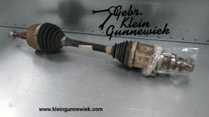 Usagé Arbre de transmission avant gauche Volkswagen Transporter Prix € 160,00 Règlement à la marge proposé par Gebr.Klein Gunnewiek Ho.BV