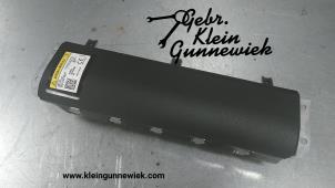 Gebrauchte Airbag knie rechts Volvo XC40 Preis € 350,00 Margenregelung angeboten von Gebr.Klein Gunnewiek Ho.BV