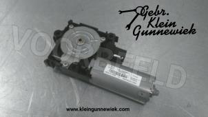 Usados Motor de techo deslizante Ford Kuga Precio € 125,00 Norma de margen ofrecido por Gebr.Klein Gunnewiek Ho.BV