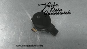Usagé Capteur de pluie Ford Kuga Prix € 95,00 Règlement à la marge proposé par Gebr.Klein Gunnewiek Ho.BV