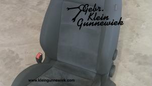 Używane Fotel lewy Volkswagen Touran Cena € 175,00 Procedura marży oferowane przez Gebr.Klein Gunnewiek Ho.BV