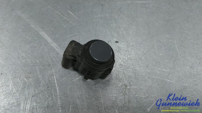 Begagnade Parkeringssensor BMW 2-Serie Pris € 65,00 Marginaltabell erbjuds av Klein Gunnewiek Autodemontage & Motorentechniek