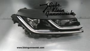 Used Headlight, right Volkswagen Arteon Price on request offered by Gebr.Klein Gunnewiek Ho.BV