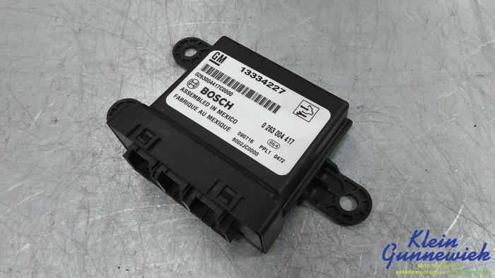 Usados Módulo PDC Opel Astra Precio € 22,00 Norma de margen ofrecido por Klein Gunnewiek Autodemontage & Motorentechniek