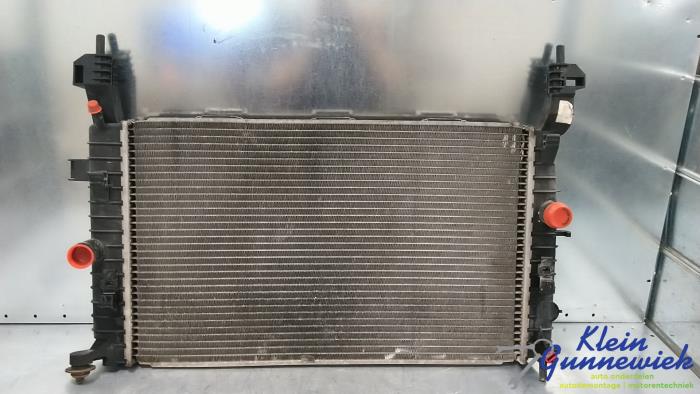 Usagé Radiateur Opel Meriva Prix € 36,00 Règlement à la marge proposé par Klein Gunnewiek Autodemontage & Motorentechniek