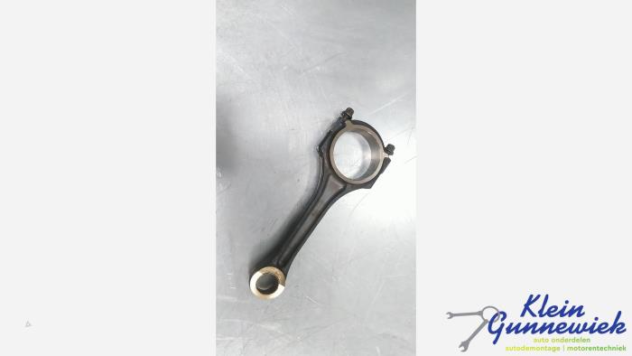 Begagnade Vevstake Mercedes A-Klasse Pris € 66,00 Marginaltabell erbjuds av Klein Gunnewiek Autodemontage & Motorentechniek