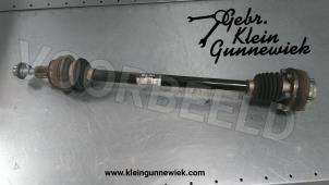 Used Drive shaft, rear left Volkswagen Arteon Price € 75,00 Margin scheme offered by Gebr.Klein Gunnewiek Ho.BV