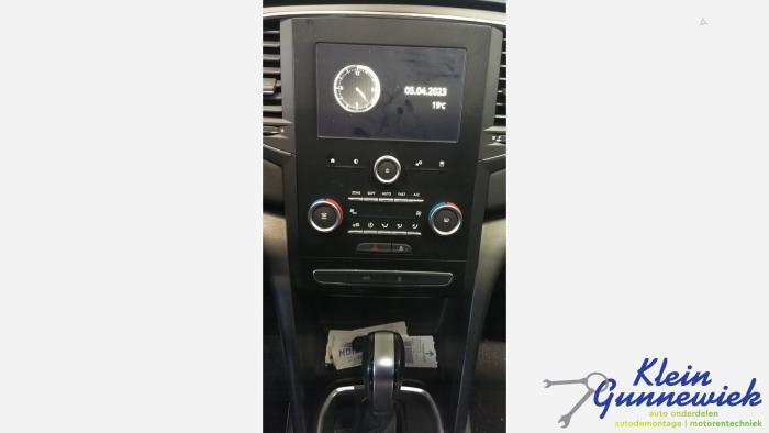 Begagnade Innerdisplay Renault Megane Pris € 203,00 Marginaltabell erbjuds av Klein Gunnewiek Autodemontage & Motorentechniek