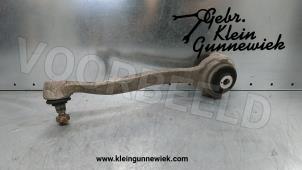 Usagé Bras de suspension bas avant droit Mercedes C-Klasse Prix € 45,00 Règlement à la marge proposé par Gebr.Klein Gunnewiek Ho.BV