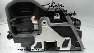 Used Front door lock mechanism 4-door, right BMW X5 Price € 50,00 Margin scheme offered by Gebr.Klein Gunnewiek Ho.BV