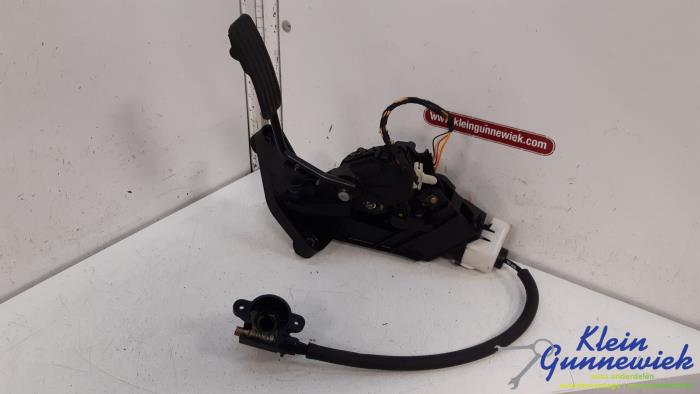 Begagnade Gaspedalsensor Jaguar XJ Pris € 75,00 Marginaltabell erbjuds av Klein Gunnewiek Autodemontage & Motorentechniek