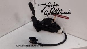 Used Throttle pedal position sensor Jaguar XJ Price on request offered by Gebr.Klein Gunnewiek Ho.BV