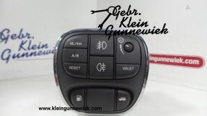 Used Light switch Jaguar XJ Price on request offered by Gebr.Klein Gunnewiek Ho.BV