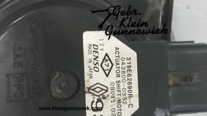 Używane Mechanizm skrzyni biegów Renault Captur Cena € 225,00 Procedura marży oferowane przez Gebr.Klein Gunnewiek Ho.BV