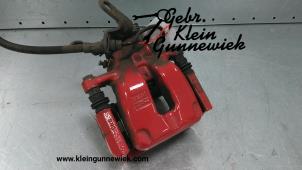 Used Rear brake calliper, right Volkswagen Golf Price € 30,00 Margin scheme offered by Gebr.Klein Gunnewiek Ho.BV