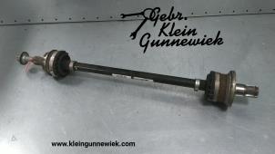 Usagé Arbre de transmission arrière droit Volkswagen Golf Prix € 250,00 Règlement à la marge proposé par Gebr.Klein Gunnewiek Ho.BV