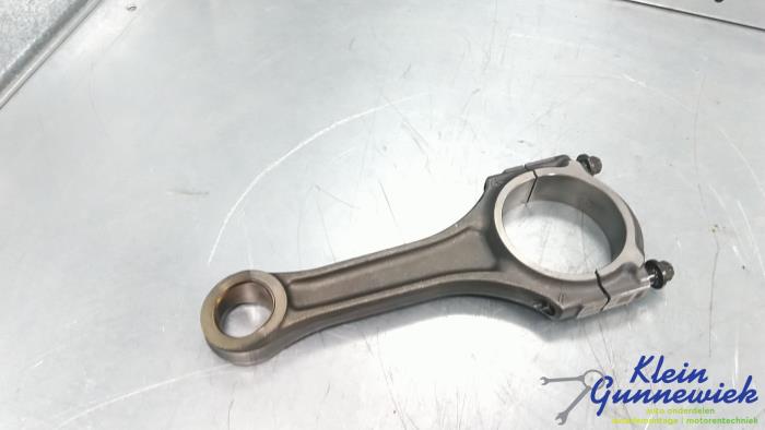 Gebrauchte Pleuelstange Mercedes GLA Preis € 67,00 Margenregelung angeboten von Klein Gunnewiek Autodemontage & Motorentechniek
