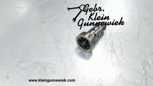 Used Camshaft adjuster Mercedes GLA-Klasse Price € 150,00 Margin scheme offered by Gebr.Klein Gunnewiek Ho.BV