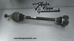 Used Drive shaft, rear left Audi A4 Price € 95,00 Margin scheme offered by Gebr.Klein Gunnewiek Ho.BV