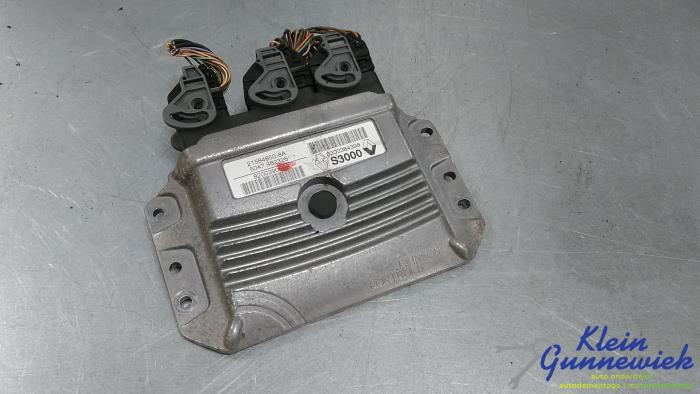 Used Injection computer Renault Grand Scenic Price € 100,00 Margin scheme offered by Klein Gunnewiek Autodemontage & Motorentechniek