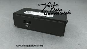 Usagé Connexion USB Audi A1 Prix € 20,00 Règlement à la marge proposé par Gebr.Klein Gunnewiek Ho.BV