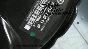 Używane Wspomaganie hamulców Mercedes E-Klasse Cena € 135,00 Procedura marży oferowane przez Gebr.Klein Gunnewiek Ho.BV