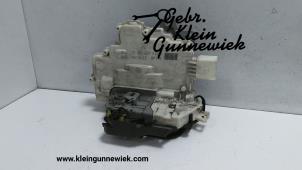 Used Front door lock mechanism 4-door, right Audi A6 Price € 65,00 Margin scheme offered by Gebr.Klein Gunnewiek Ho.BV