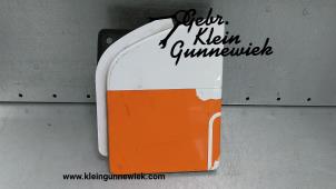 Gebrauchte Tankklappe Renault Master Preis € 30,00 Margenregelung angeboten von Gebr.Klein Gunnewiek Ho.BV
