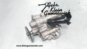Gebrauchte Ölpumpe Volkswagen Golf Preis auf Anfrage angeboten von Gebr.Klein Gunnewiek Ho.BV