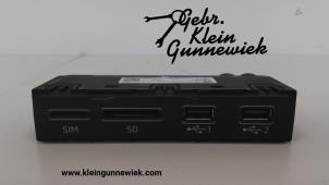 Używane Zlacze AUX/USB Audi A6 Cena € 70,00 Procedura marży oferowane przez Gebr.Klein Gunnewiek Ho.BV