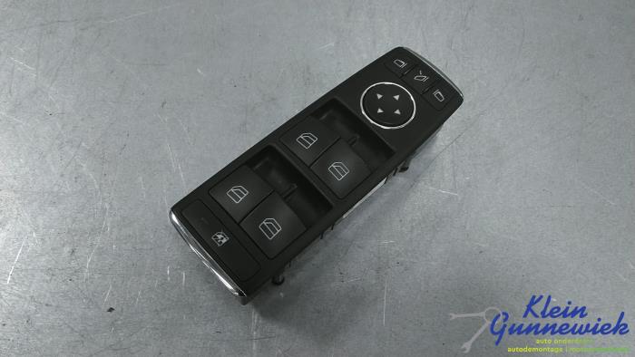 Używane Przelacznik combi okienny Mercedes C-Klasse Cena € 51,00 Procedura marży oferowane przez Klein Gunnewiek Autodemontage & Motorentechniek