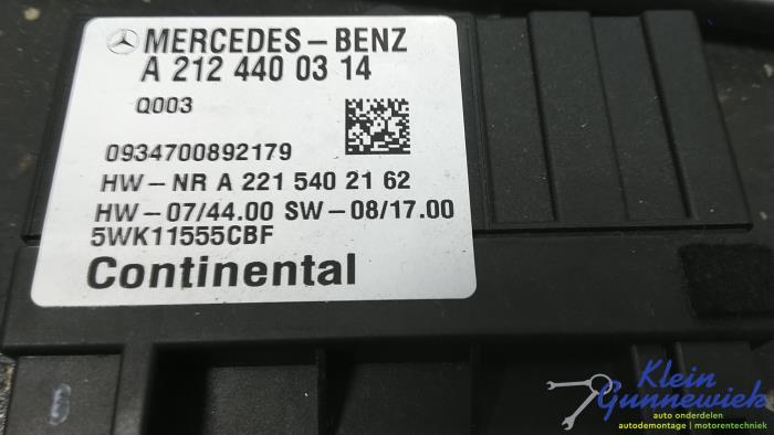 Usagé Module pompe carburant Mercedes C-Klasse Prix € 34,00 Règlement à la marge proposé par Klein Gunnewiek Autodemontage & Motorentechniek