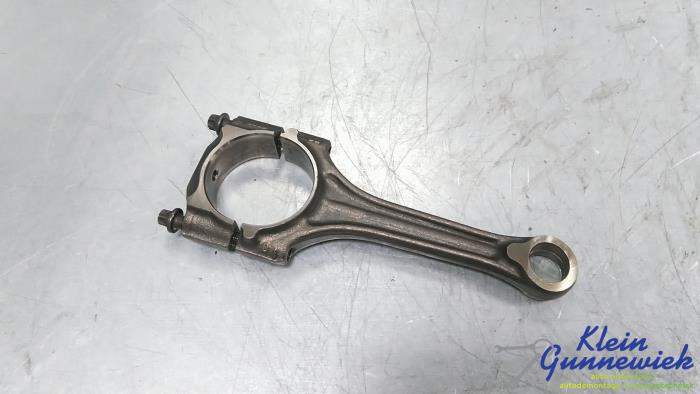 Connecting rods with engine code BMB stock | ProxyParts.com