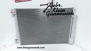 Używane Skraplacz klimatyzacji Renault Twingo Cena € 75,00 Procedura marży oferowane przez Gebr.Klein Gunnewiek Ho.BV