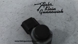 Used PDC Sensor Opel Movano Price € 30,00 Margin scheme offered by Gebr.Klein Gunnewiek Ho.BV