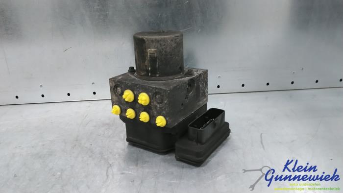 Used ABS pump Mercedes ML-Klasse Price € 235,00 Margin scheme offered by Klein Gunnewiek Autodemontage & Motorentechniek