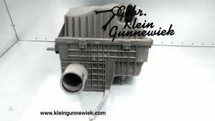 Używane Obudowa filtra powietrza Opel Movano Cena € 50,00 Procedura marży oferowane przez Gebr.Klein Gunnewiek Ho.BV