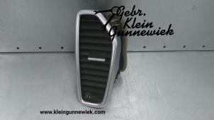 Used Dashboard vent Porsche Cayenne Price € 35,00 Margin scheme offered by Gebr.Klein Gunnewiek Ho.BV