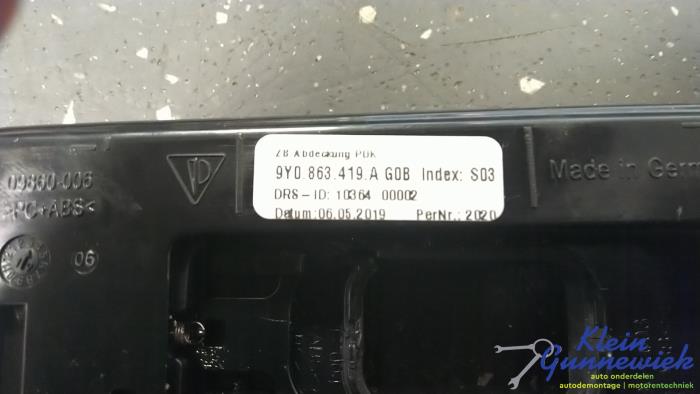 Używane Rózne Porsche Cayenne Cena € 49,00 Procedura marży oferowane przez Klein Gunnewiek Autodemontage & Motorentechniek