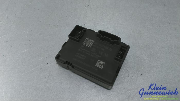 Begagnade Dator (diverse) Porsche Cayenne Pris € 30,00 Marginaltabell erbjuds av Klein Gunnewiek Autodemontage & Motorentechniek