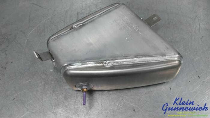 Begagnade Diverse Porsche Cayenne Pris € 44,00 Marginaltabell erbjuds av Klein Gunnewiek Autodemontage & Motorentechniek