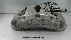 Used Front brake calliper, right Porsche Cayenne Price € 325,00 Margin scheme offered by Gebr.Klein Gunnewiek Ho.BV