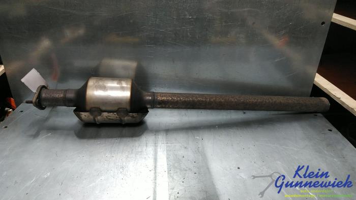 Używane Katalizator Ford Focus Cena € 195,00 Procedura marży oferowane przez Klein Gunnewiek Autodemontage & Motorentechniek