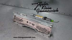 Used Knee airbag, left Mercedes C-Klasse Price € 125,00 Margin scheme offered by Gebr.Klein Gunnewiek Ho.BV
