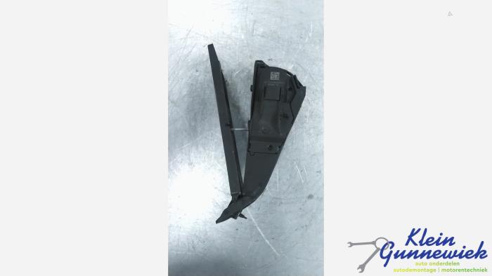 Begagnade Gaspedalsensor BMW 2-Serie Pris € 48,00 Marginaltabell erbjuds av Klein Gunnewiek Autodemontage & Motorentechniek